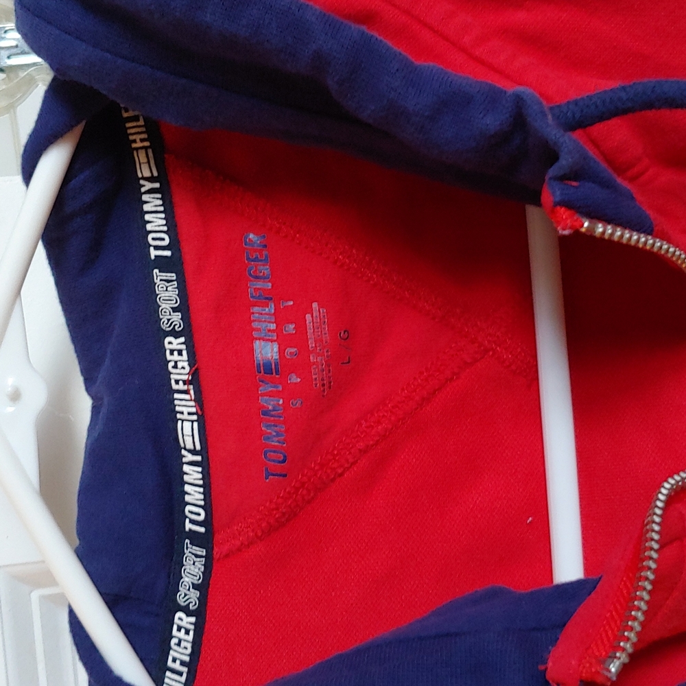 Sweatshirt - Picture 3 of 4